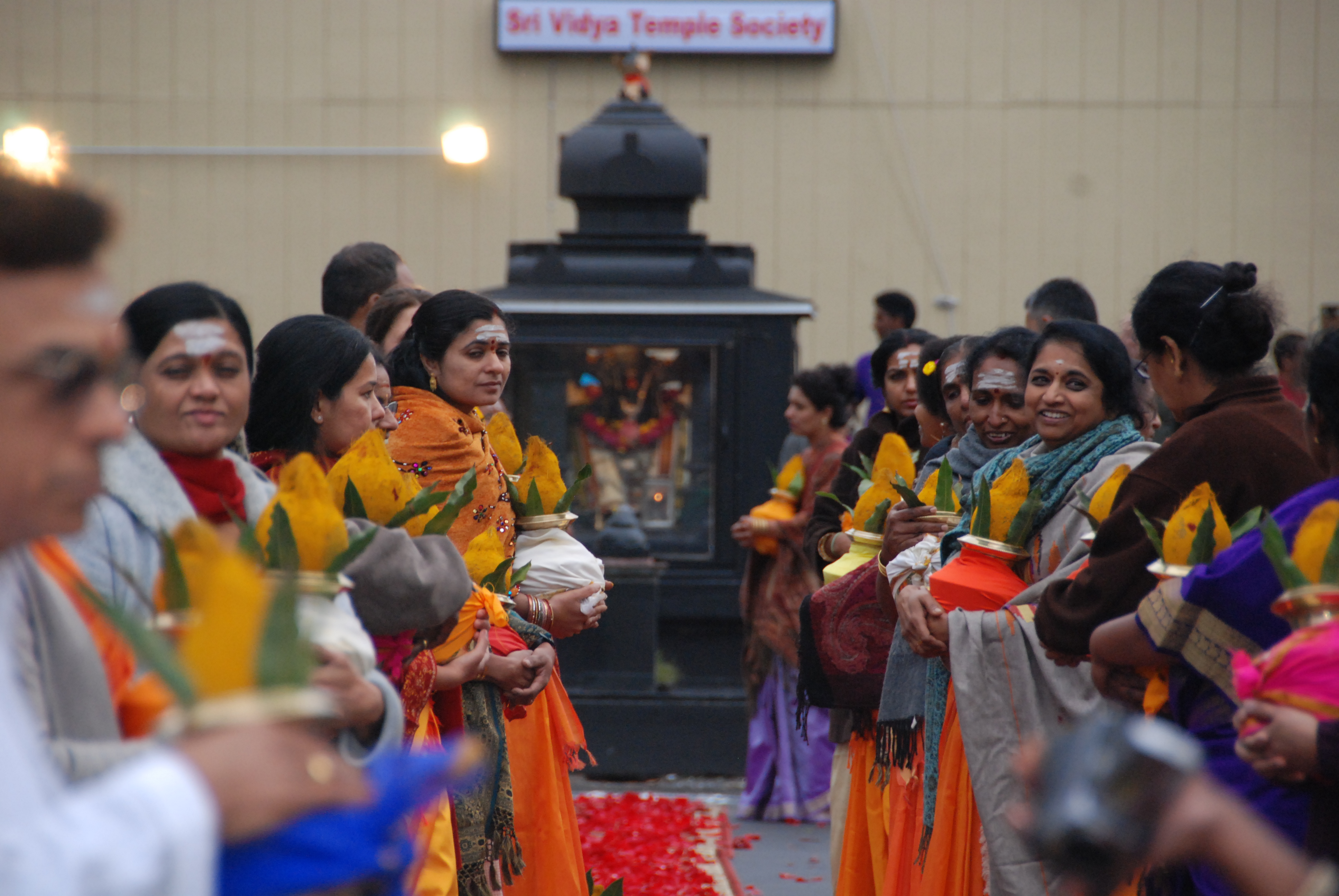 sri rajarajeshwari temple janakpuri new delhi